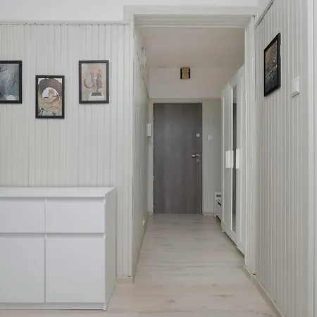 Apartamento Family With A Balcony Near The Underground Ursynow