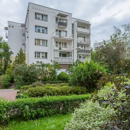 Family With A Balcony Near The Underground Ursynow Apartamento Varsovia